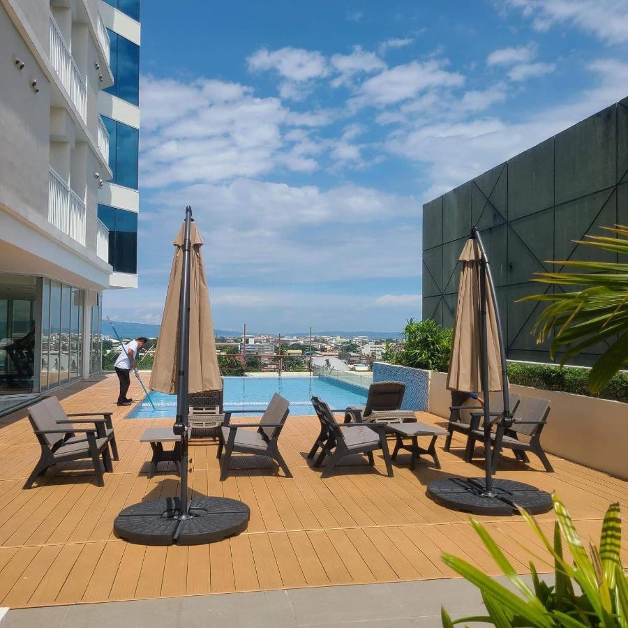 Inspiria Abreeza Davao Lejlighedshotel Eksteriør billede